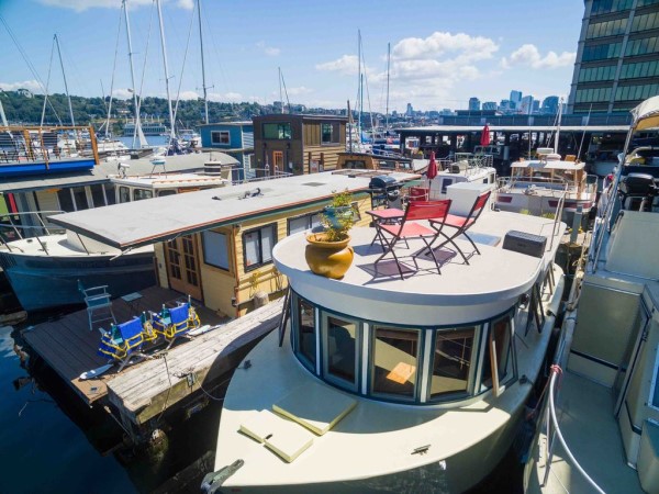Lake Union Houseboat rental Seattle WA