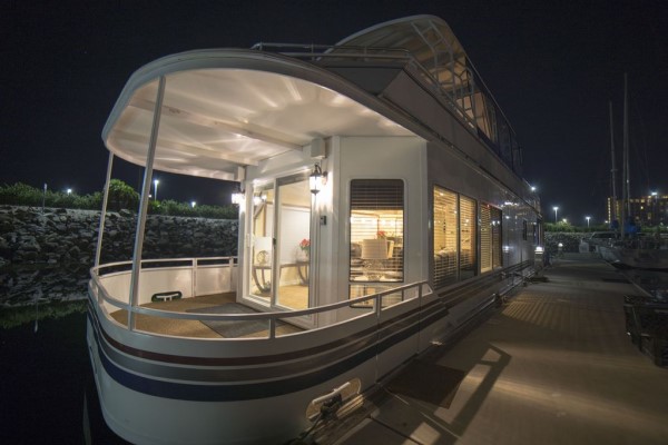 Houseboat rental San Diego CA
