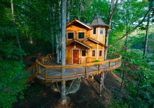 Romantic Tree house